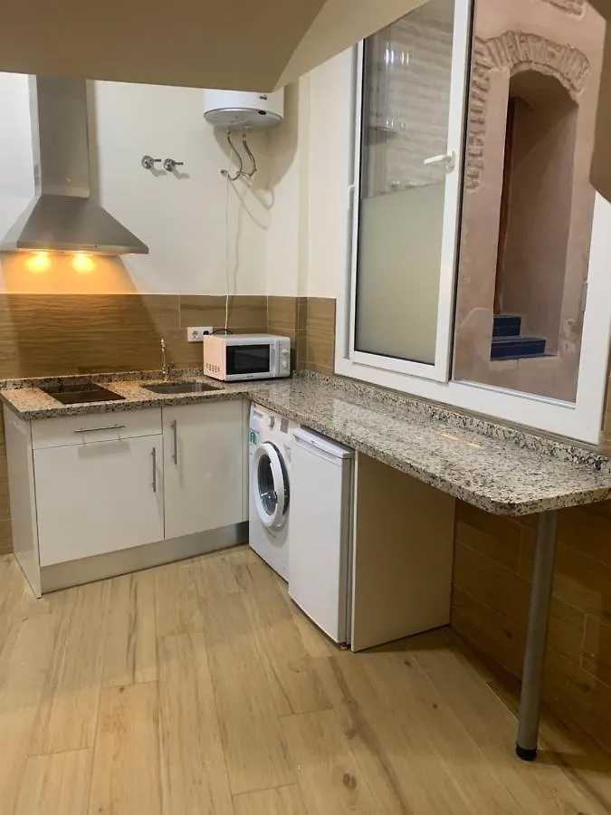 Apartamentos Hercules Sevilla 0*, Seville Spain